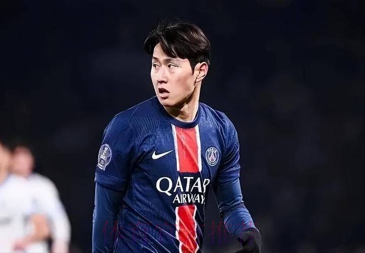 韩媒炮轰巴尔韦德铲抢李刚仁+挥拳挑衅:球迷不满